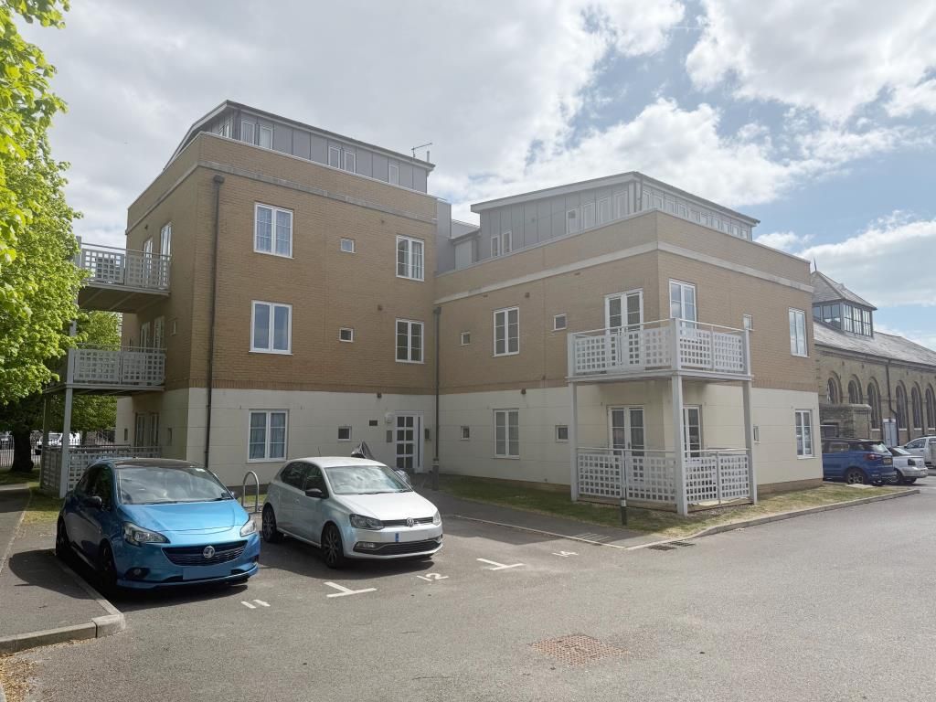 Property photo 1 of 5 View Of Block Of Flats