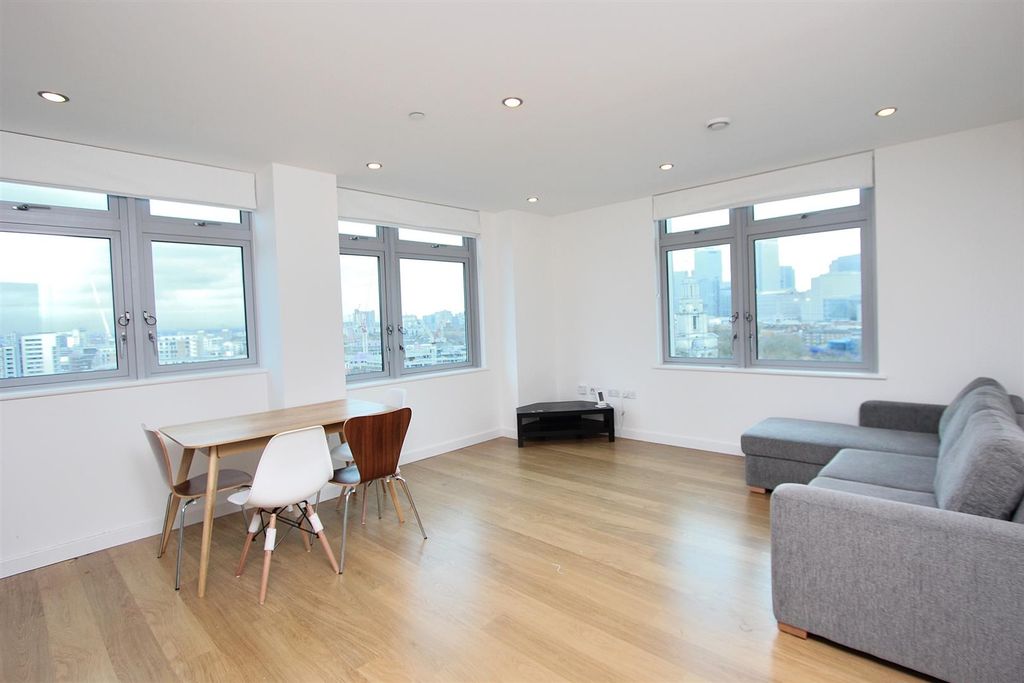 Property photo 3 of 7 Iona Tower.Jpg