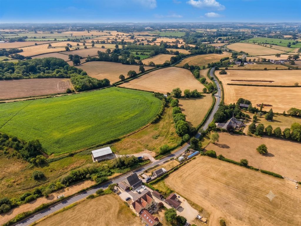 Property photo 3 of 11 Land @ Carriers Farm, Sherston, Wiltshire Sn16 0Qa