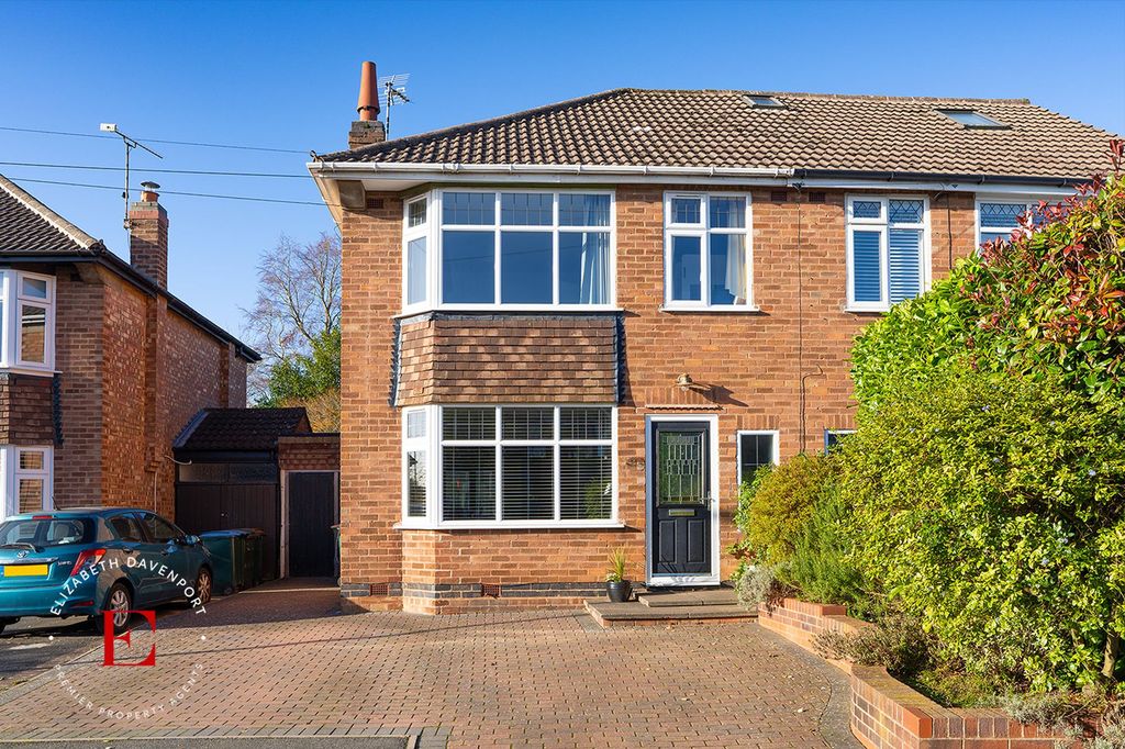 Property photo 2 of 25