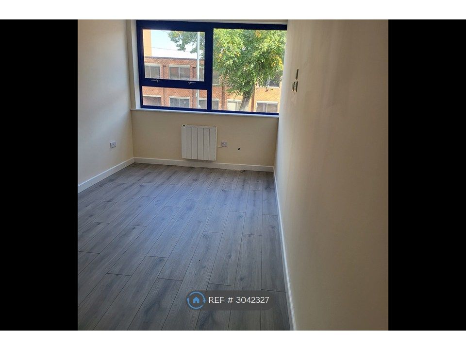 Property photo 2 of 5