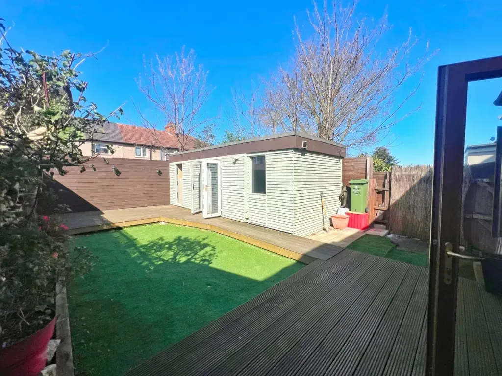 Property photo 2 of 13
