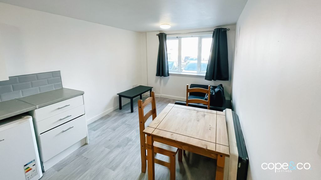 Property photo 2 of 7 1558772