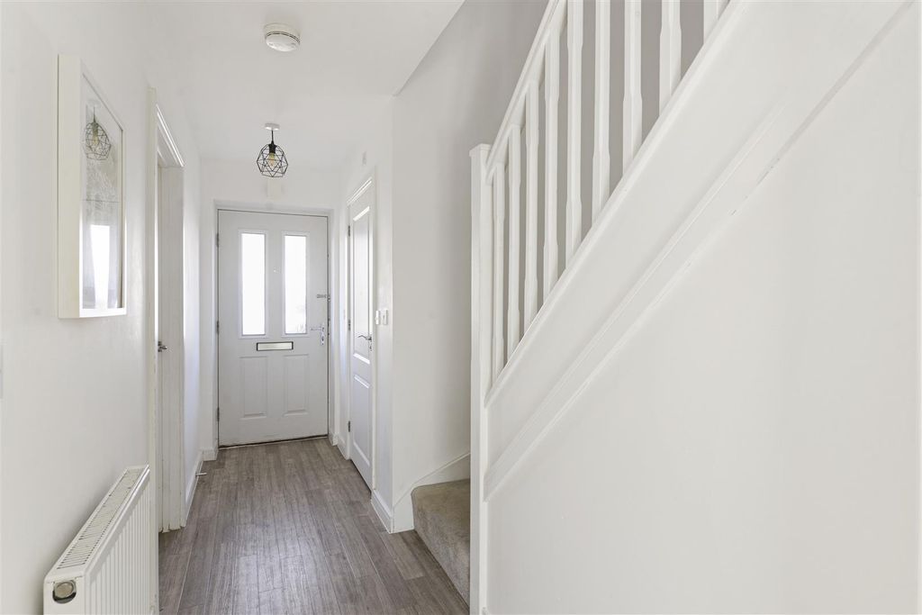 Property photo 2 of 20 2Glenton02.Jpg