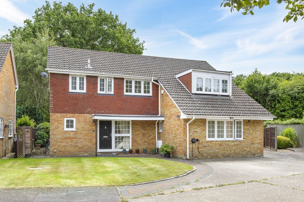 Property photo 1 of 17