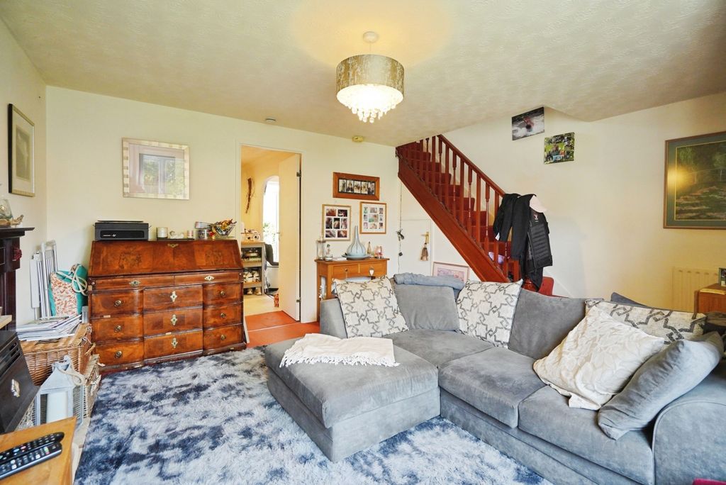 Property photo 3 of 13 Pbox-Img.Jpg