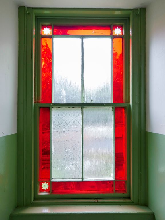 Property photo 2 of 14 Close Window