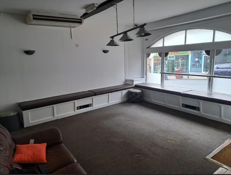 Property photo 3 of 10