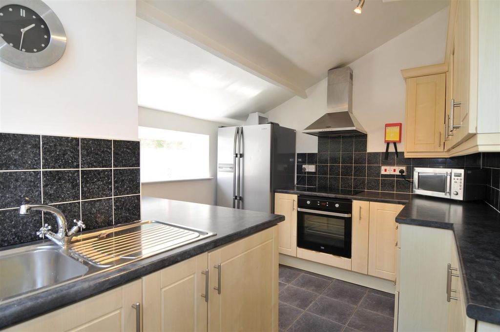 Property photo 3 of 14 56Salcomberoad004.Jpg