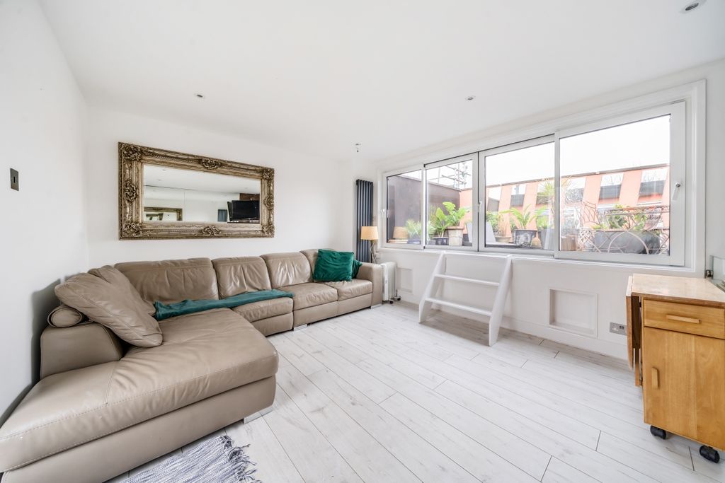 Property photo 3 of 17 1101066 (3)