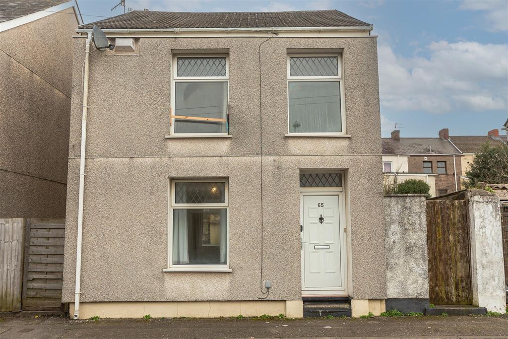 Property photo 1 of 21