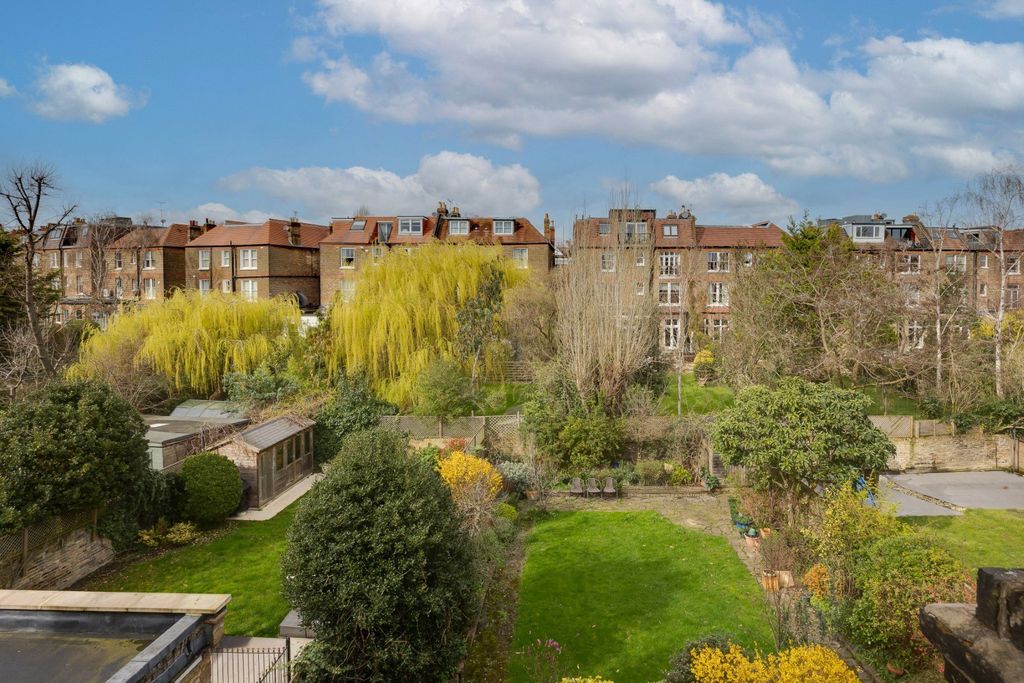 Property photo 2 of 15 Picture No. 44