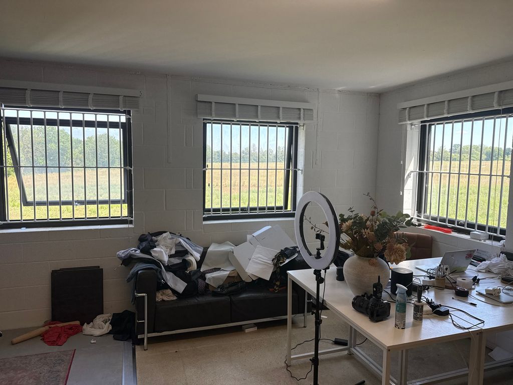 Property photo 2 of 5