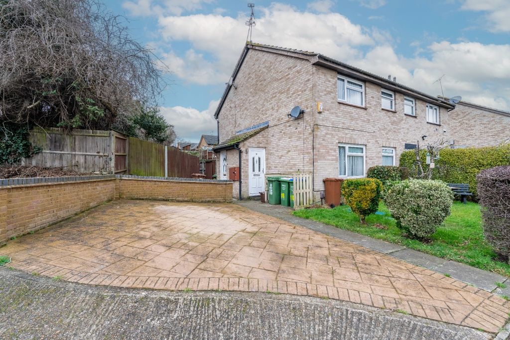 Property photo 1 of 12 4875210