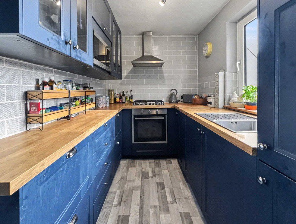 Property photo 3 of 4 Picture No. 04