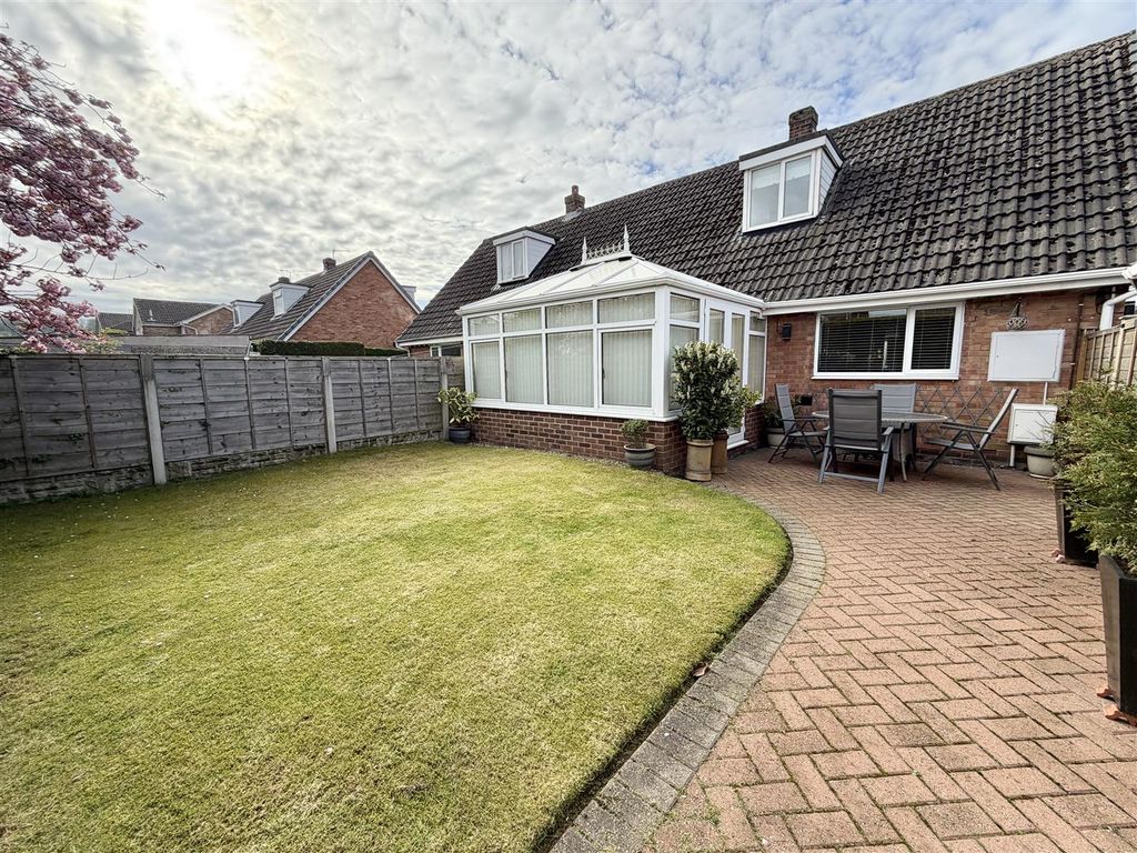 Property photo 2 of 23