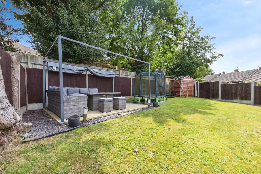 Property photo 3 of 20