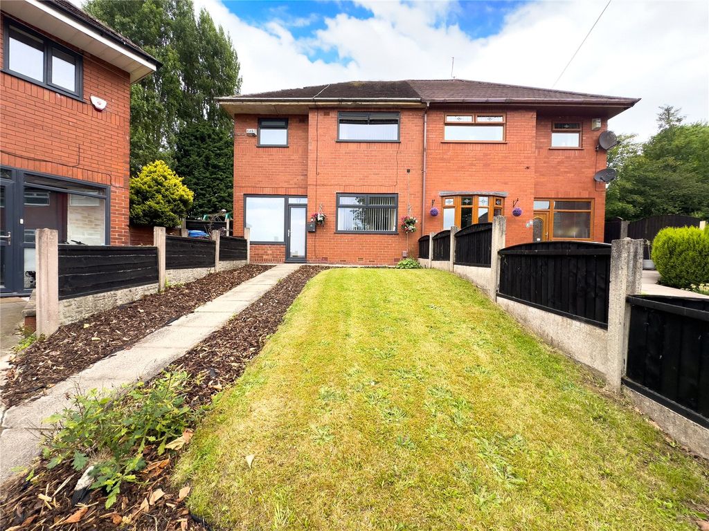 Property photo 1 of 33 Picture No. 39