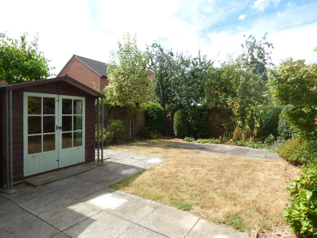 Property photo 3 of 12 Photo 4
