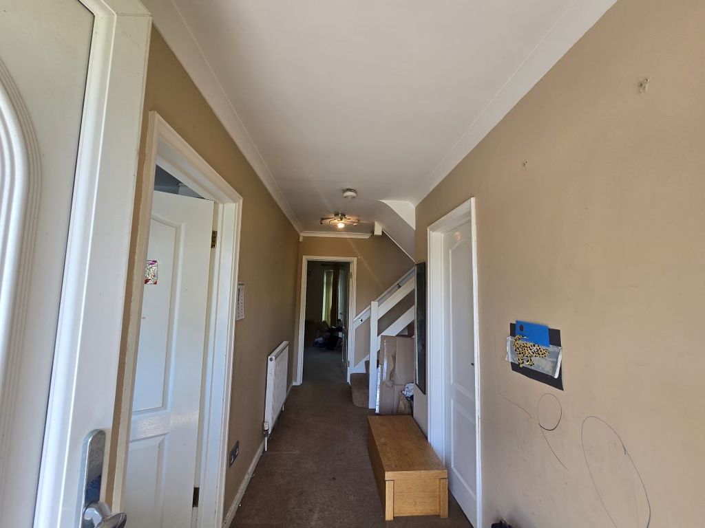 Property photo 3 of 24