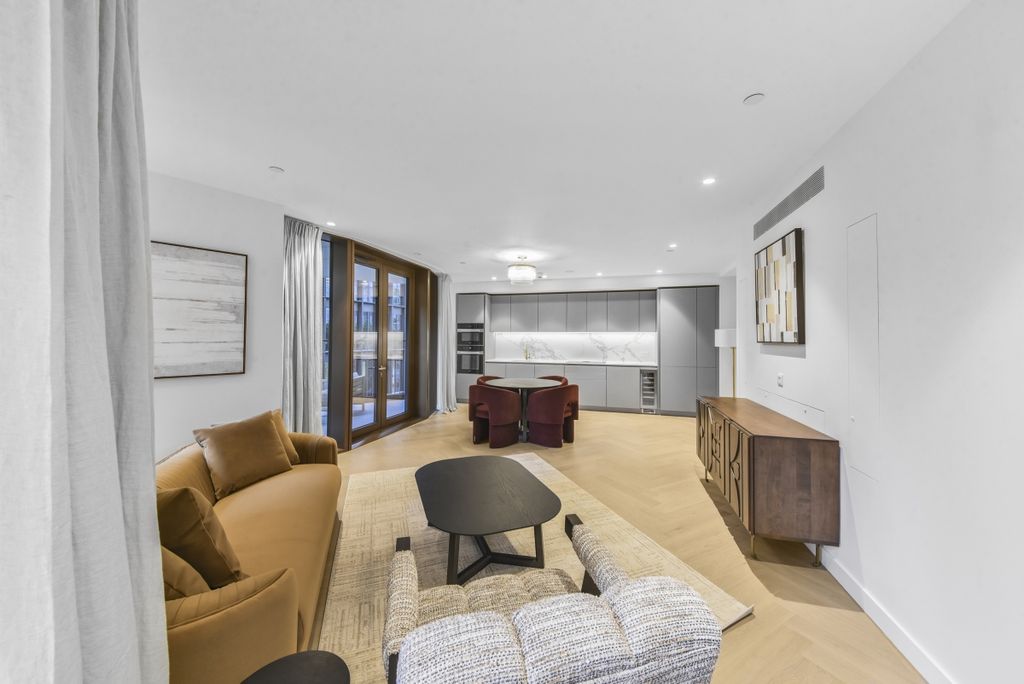 Property photo 1 of 31 Dsc_1843_High