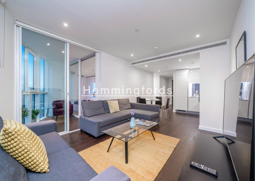 Property photo 1 of 18 15.Png