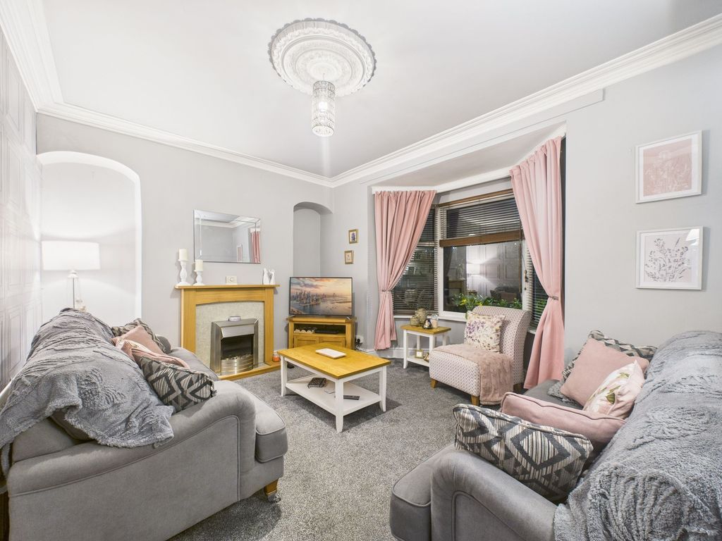 Property photo 2 of 29