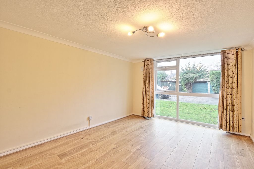 Property photo 2 of 14 1