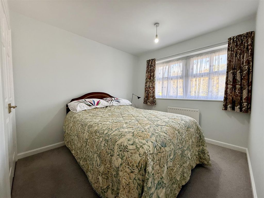Additional image 18 of 4 bed detached house for saleOakley Drive, Loughborough LE11
