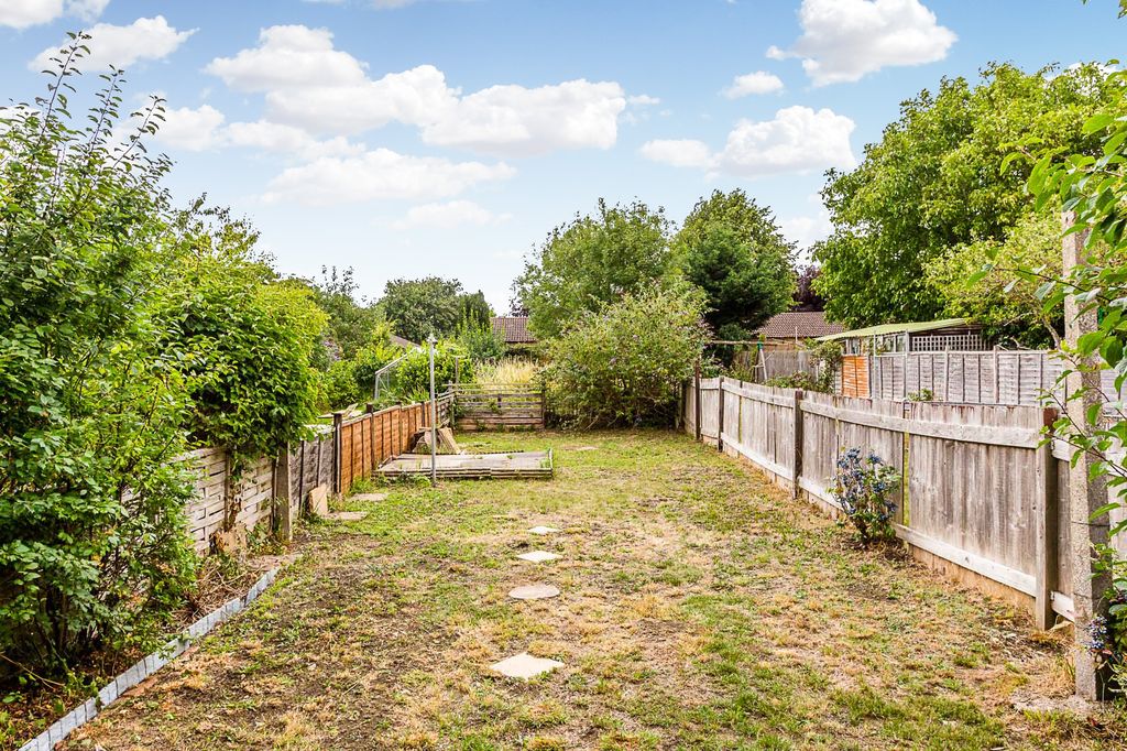 Property photo 2 of 12 Rear Garden