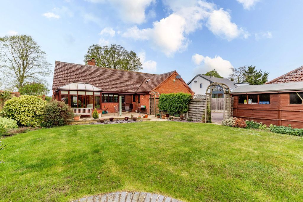 Property photo 2 of 24