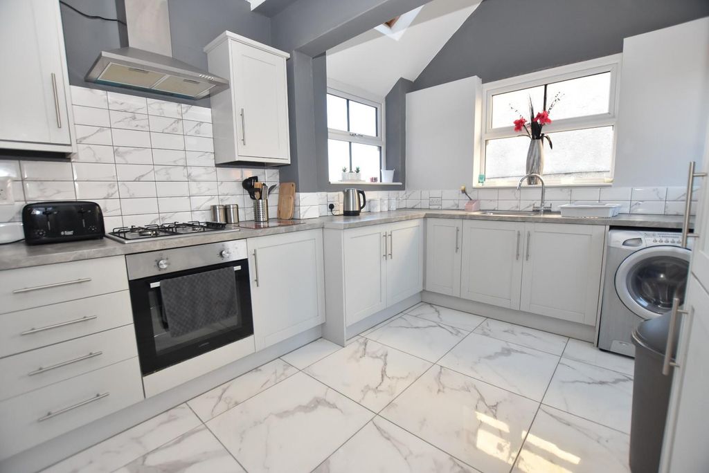 Property photo 2 of 13 Kitchen.Jpg