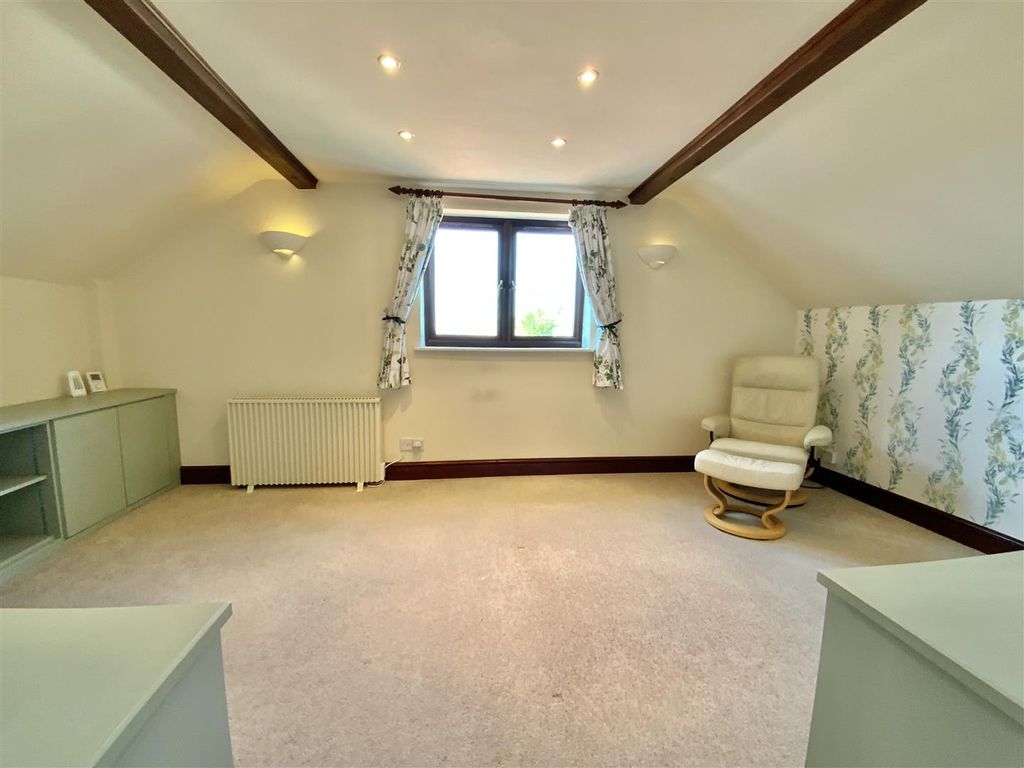 Property photo 2 of 12 Img_3070.Jpeg