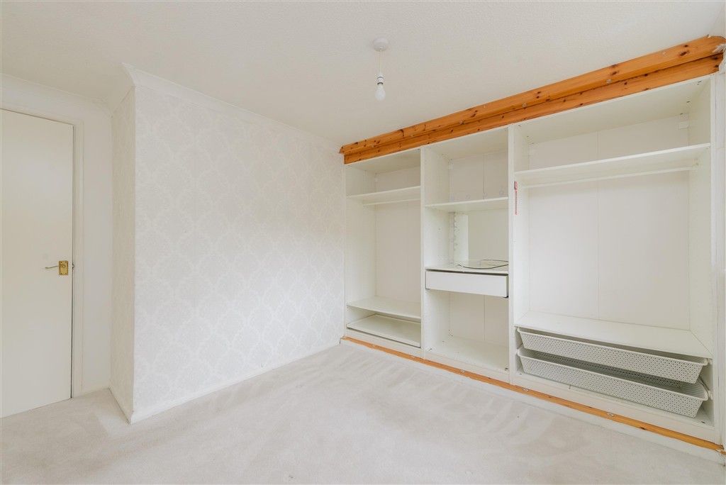 Property photo 3 of 9 Bedroom 1