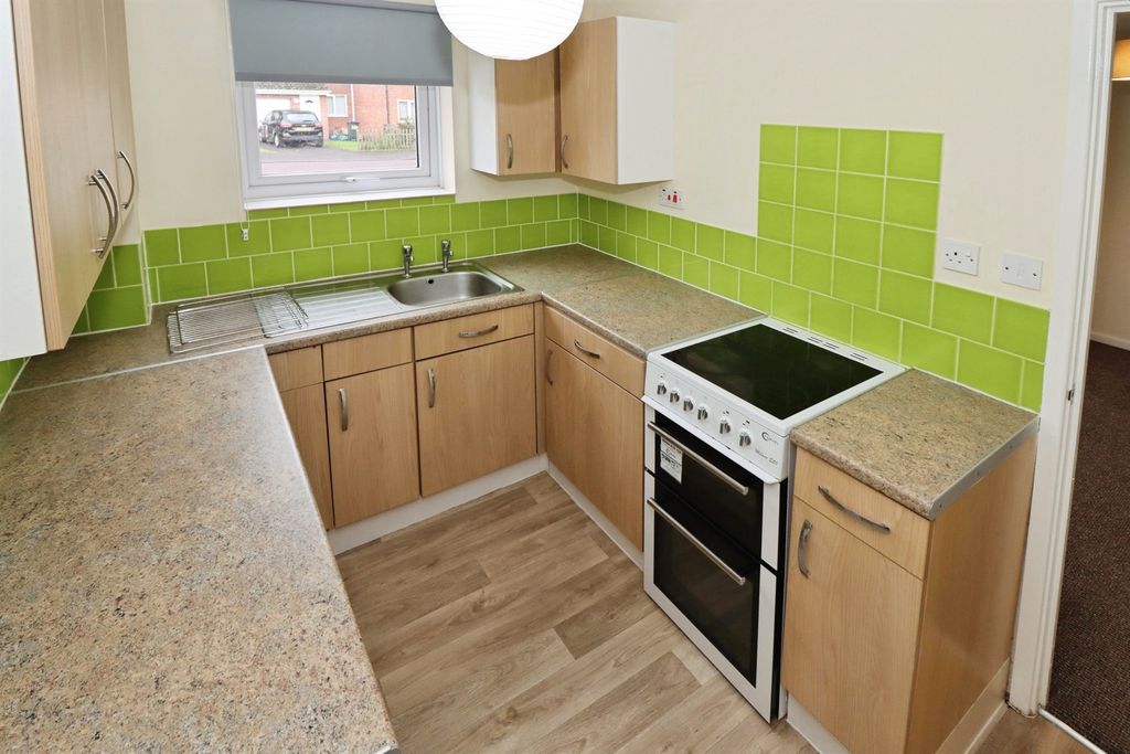 Property photo 3 of 16