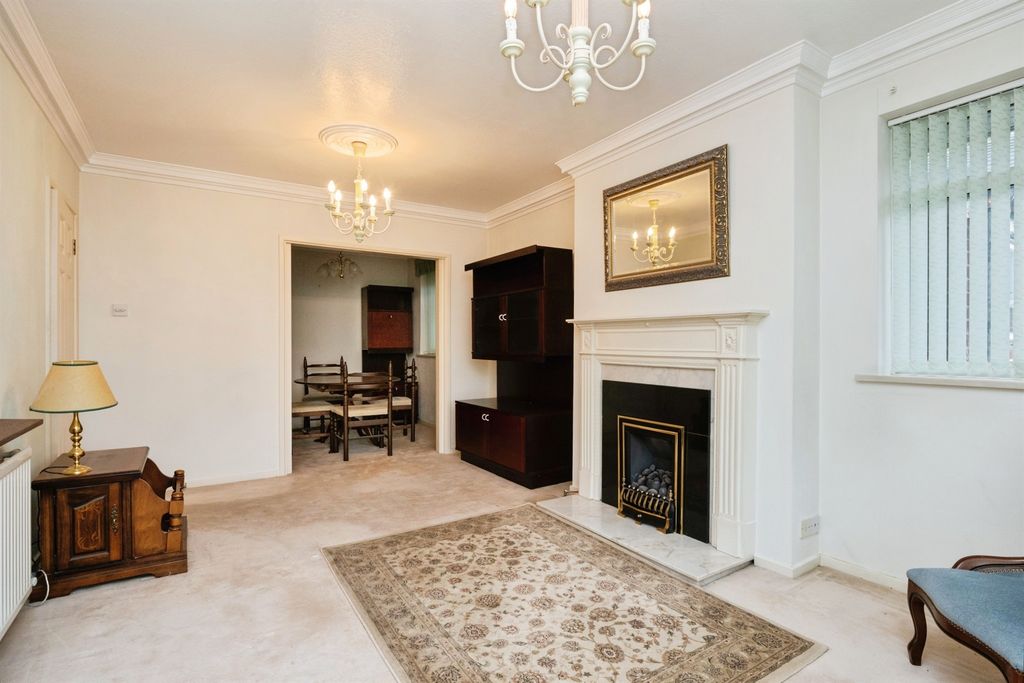 Property photo 3 of 23