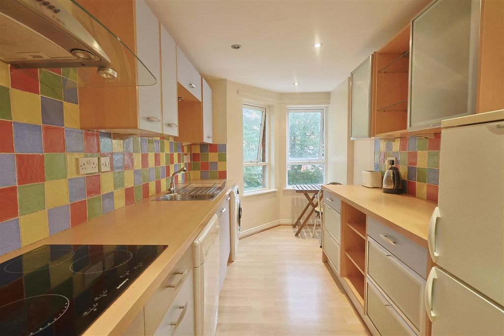 Property photo 2 of 5 77F8C942-24C5-4E64-9765-E7E51A2467D8_1_201_A.Jpeg