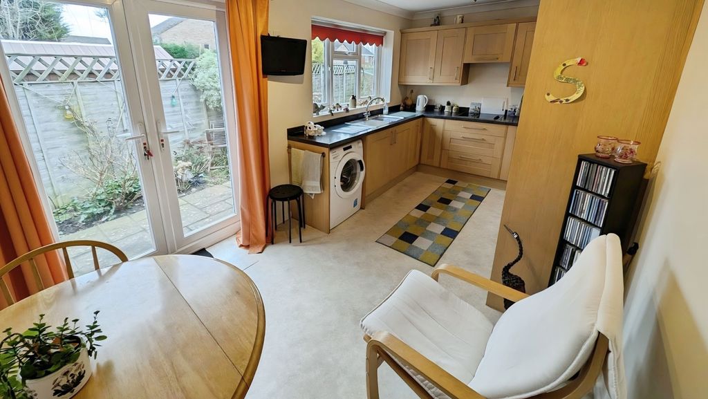 Property photo 2 of 17 Pbox-Img.Jpg