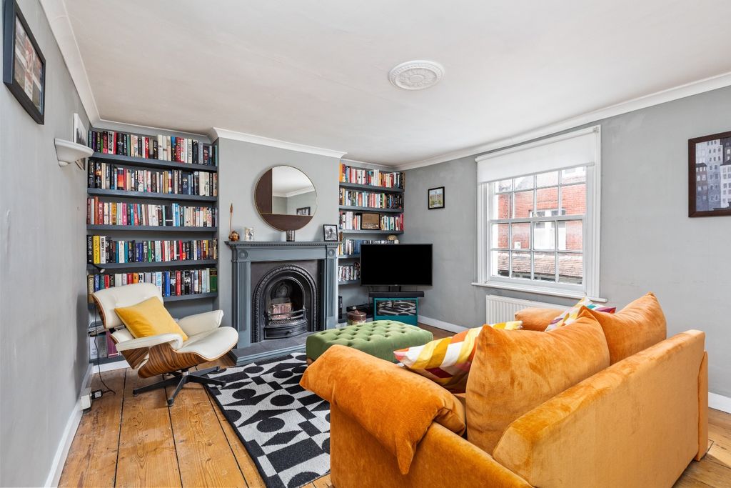 Property photo 3 of 15 4551212