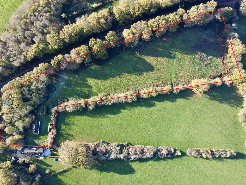 Property photo 2 of 23