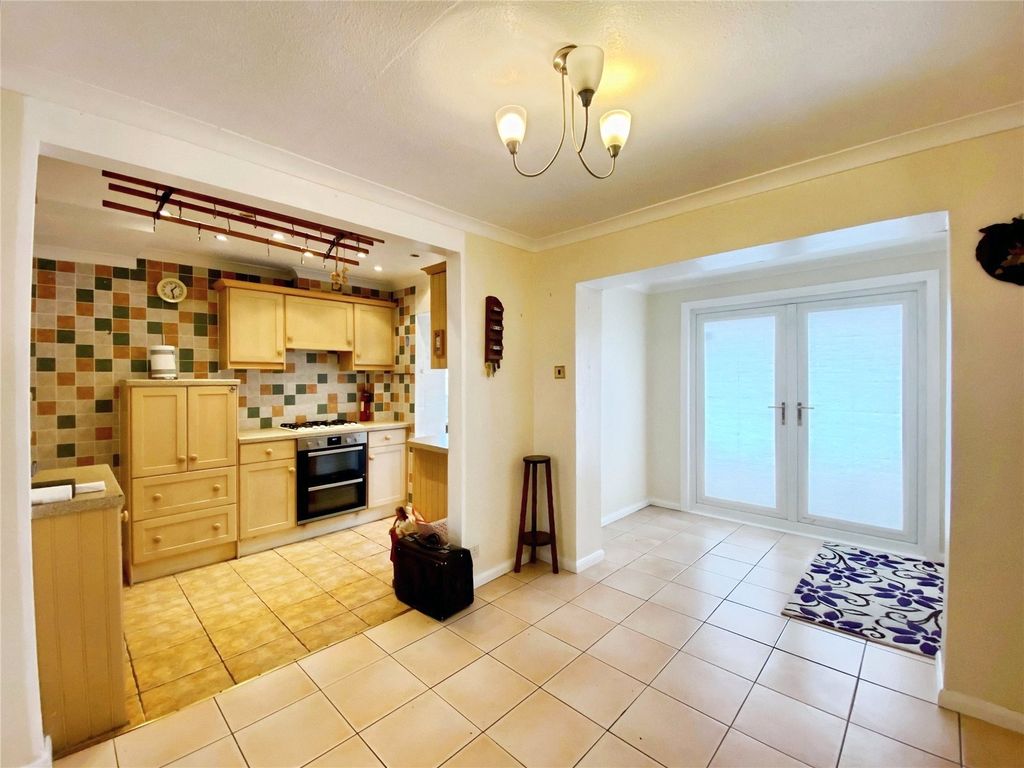 Property photo 3 of 23 Picture No. 16