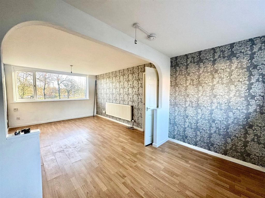 Property photo 3 of 12 Photo-2025-12-02-15-42-30 7.Jpg