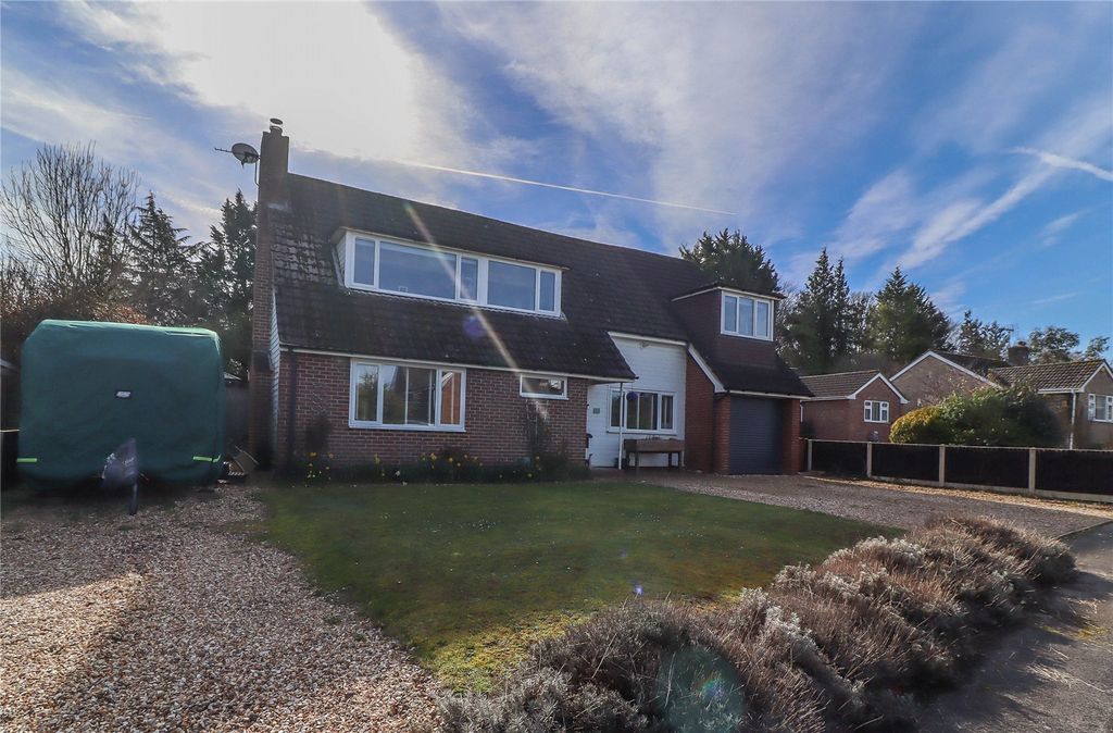 Property photo 3 of 29 Picture No. 36