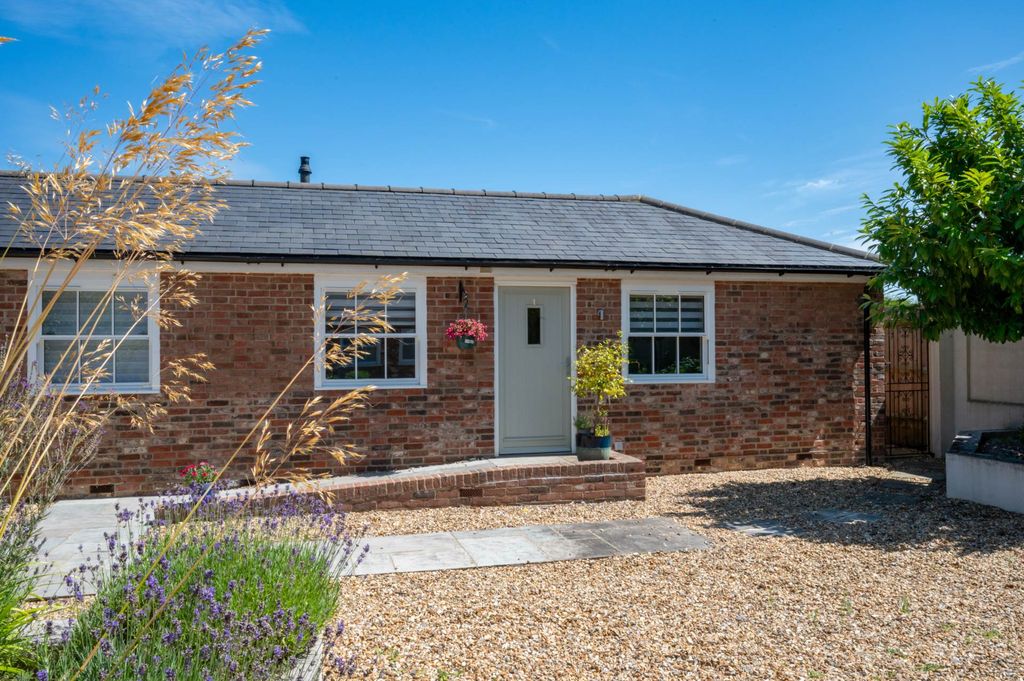 Property photo 1 of 26