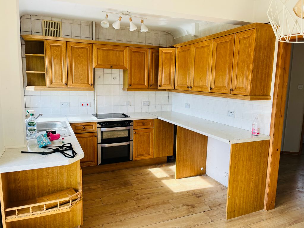 Property photo 3 of 10 Img_6803