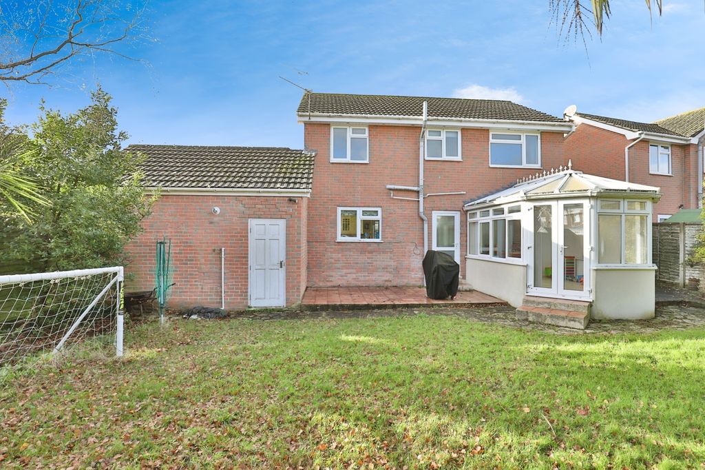 Property photo 2 of 18 Pbox-Img.Jpg