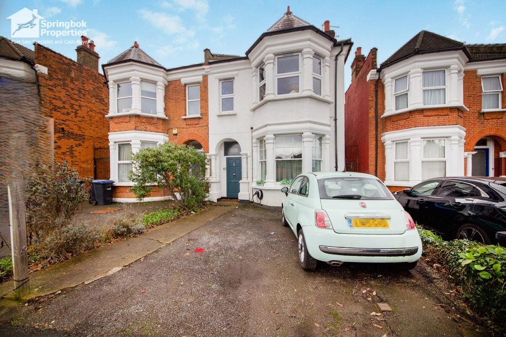 Property photo 1 of 13 Front View