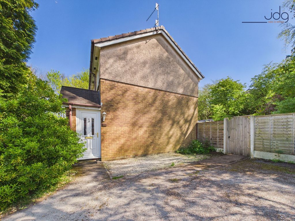 Property photo 2 of 14 Welcome To Larchwood!