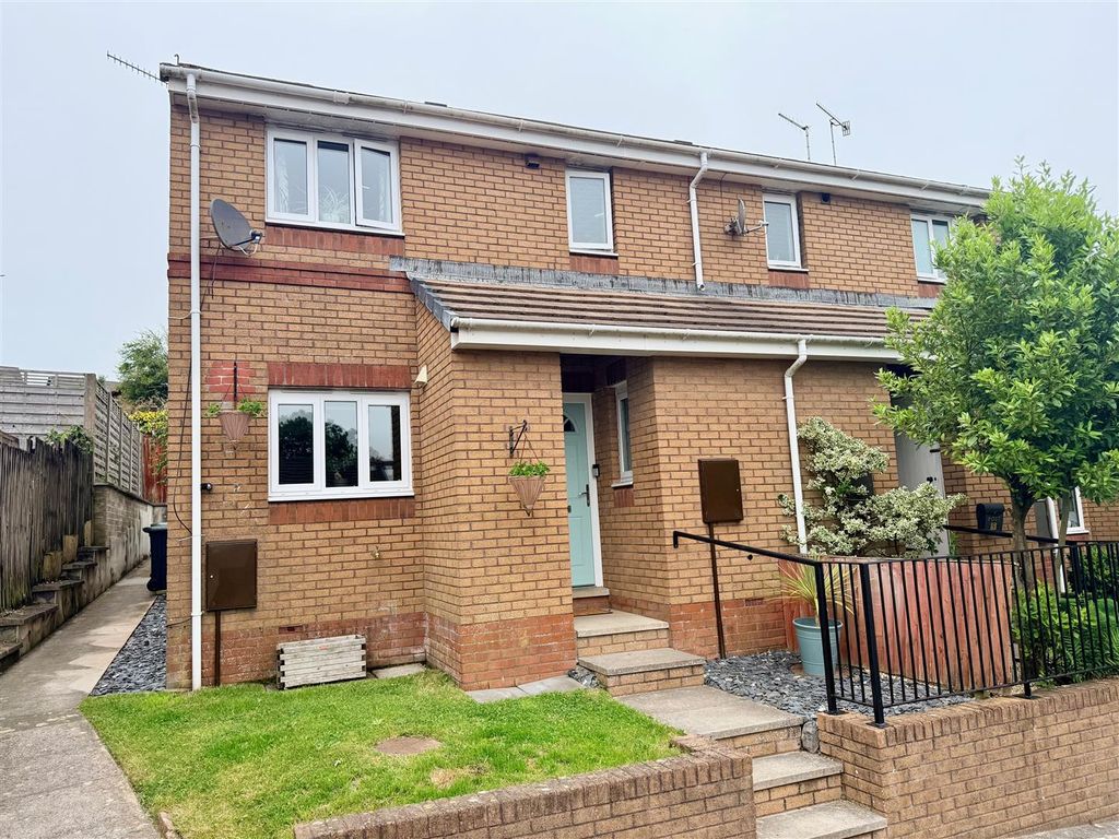 Property photo 1 of 10 Jasmine Gardens, Plympton, Plymouth Pl7 2Jd