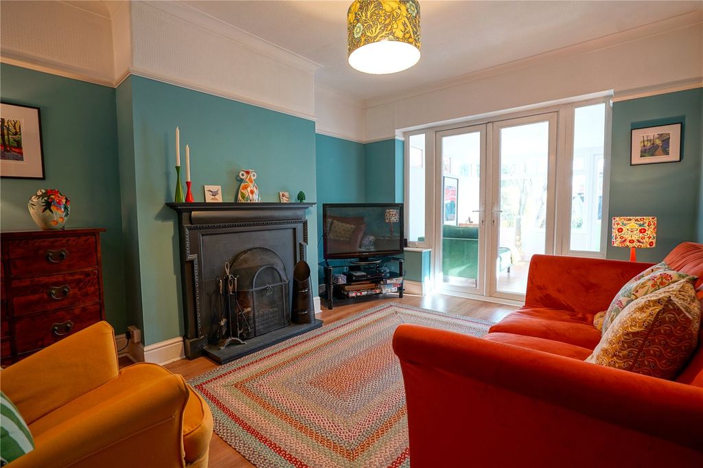 Property photo 2 of 22 Picture No. 10